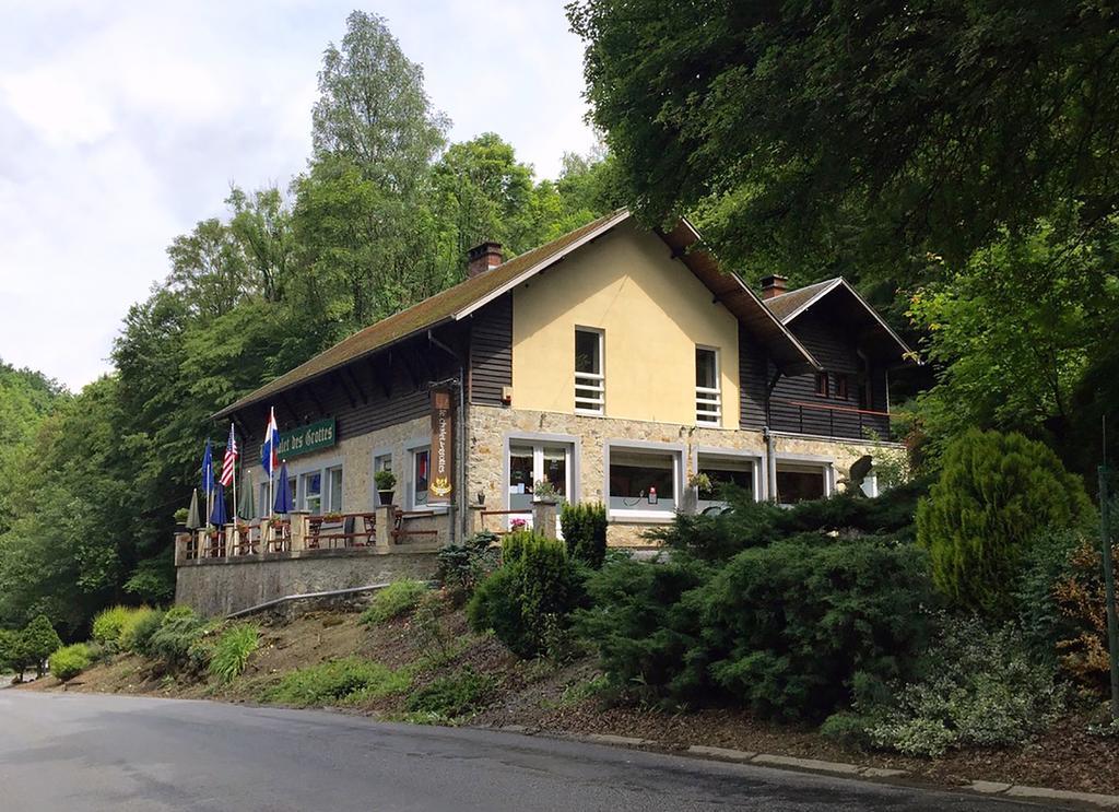 ホテルChalet Des Grottes Hastière-Lavaux エクステリア 写真